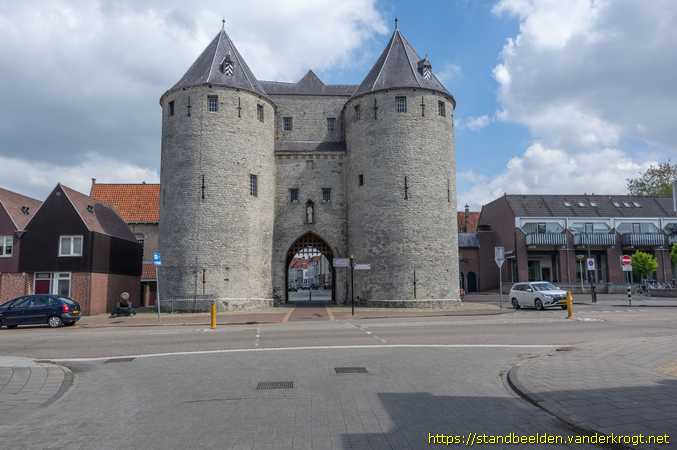 Bergen op Zoom -  Madonna