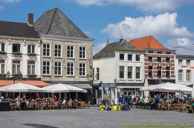 Bergen op Zoom -  Madonna