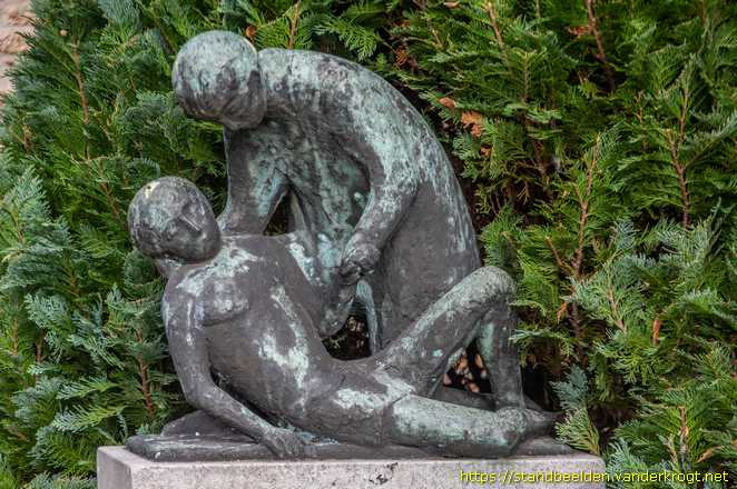 Breda -  Barmhartige Samaritaan - monument voor mgr. A.C. Oomen