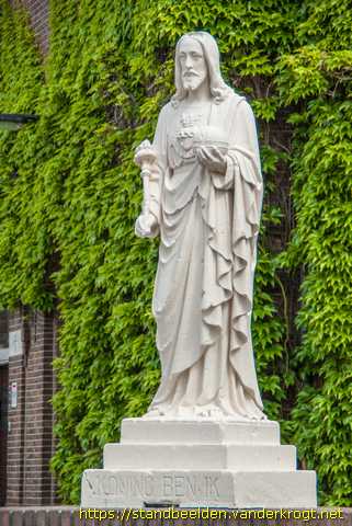 Teteringen -  Heilig Hartbeeld / Christus Koning