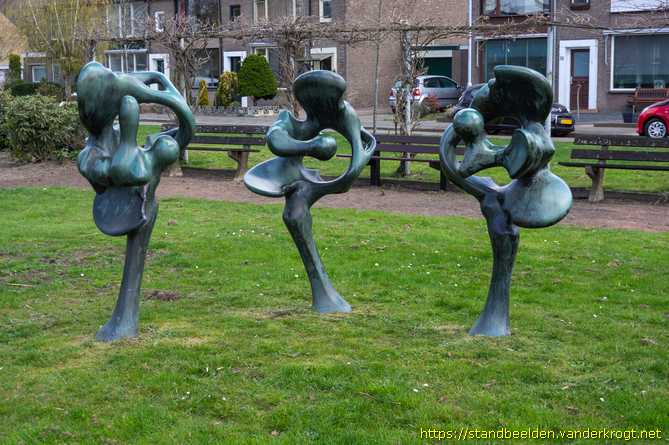 Breda -  Drie bloemen