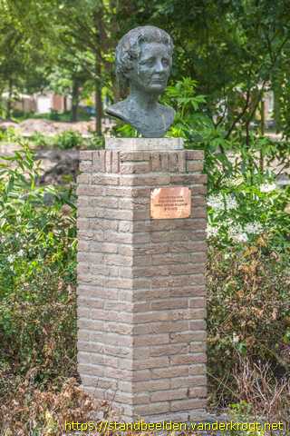 Helenaveen -  Koningin Juliana