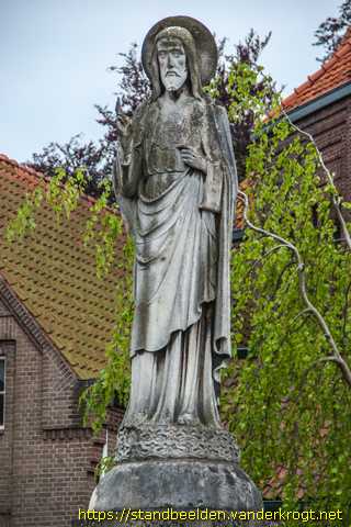 Dongen -  Heilig Hartbeeld