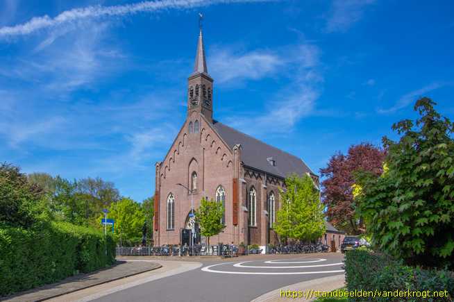 Hooge Zwaluwe -  Heilig Hartbeeld