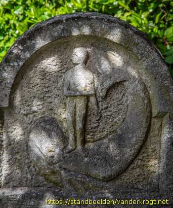 Lage Zwaluwe -  Grafmonument ouders van Niek van Leest