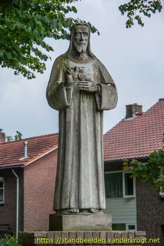 Knegsel -  Heilig Hartbeeld