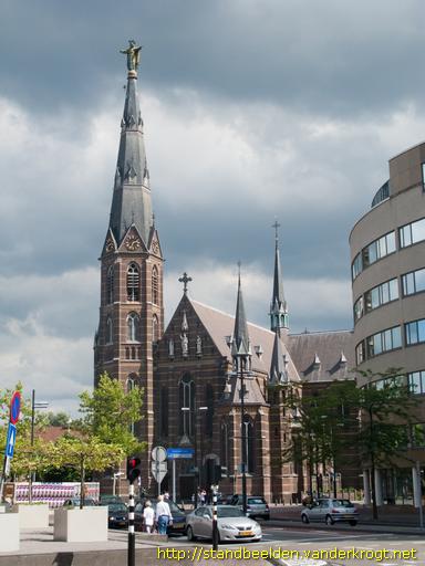 Eindhoven -  Heilig Hartbeeld