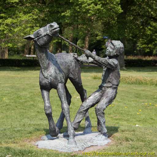 Gemert -  Jongen met paard