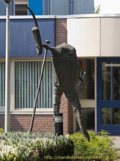 Gemert -  Object met zeisvorm bovenin