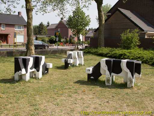 Gemert -  Drie IJreka koeien