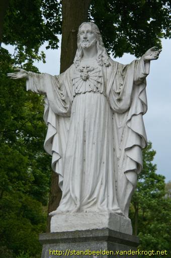 Riel -  Heilig Hartbeeld