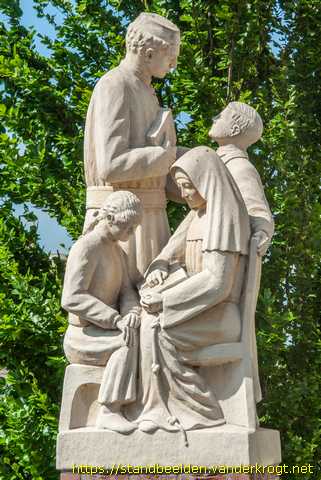 Oudenbosch -  Franciscanes en Broeder van St Louis
