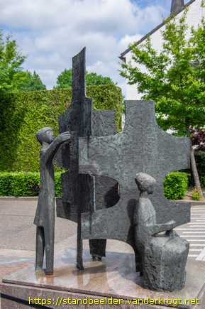 Leende -  Van Engelen 100 jaar in Leende