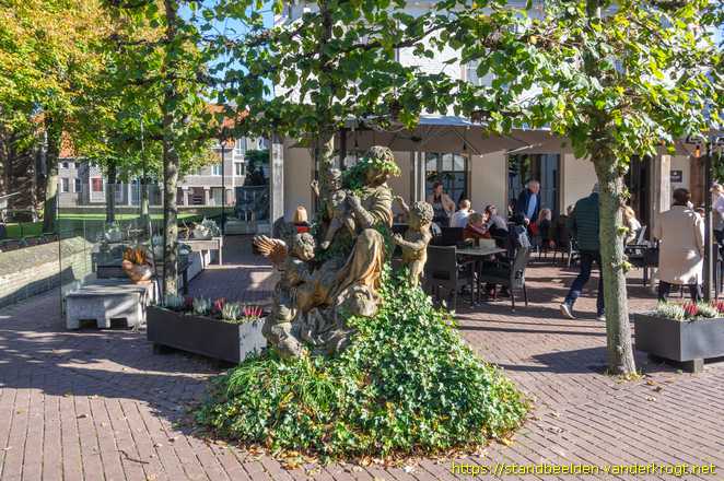 Hilvarenbeek -  Maria met Kind