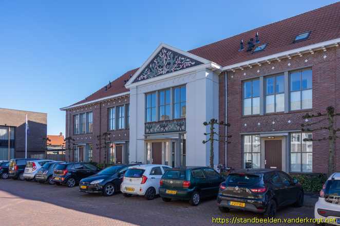 Hilvarenbeek -  Perenplukkende kinderen