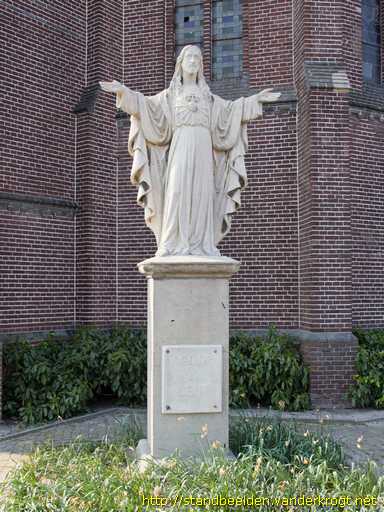 De Moer -  Heilig Hartbeeld