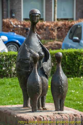 Oisterwijk -  Monument voor de gebroeders Schut