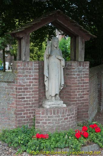 Teeffelen -  Heilig Hartbeeld