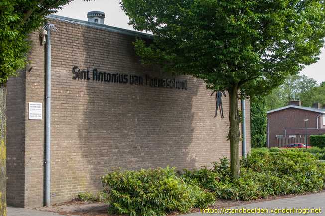 Nijnsel -  Bokspringende kinderen