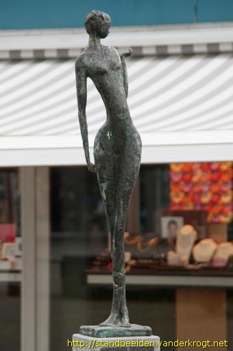 Someren -  Vrouwenfiguur