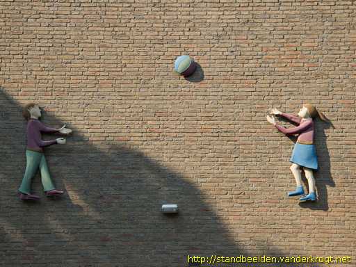 Sprang -  Spelende Kinderen met Bal