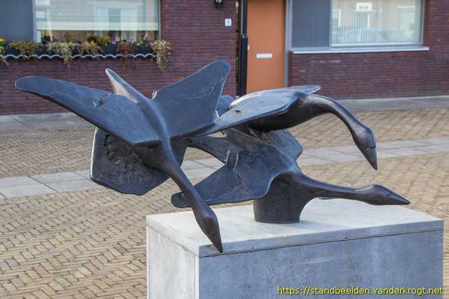 Waalwijk -  Thuisvlucht (2)