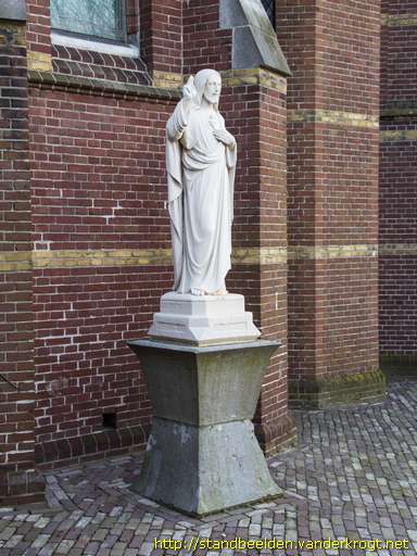 Waalwijk -  Heilig Hartbeeld