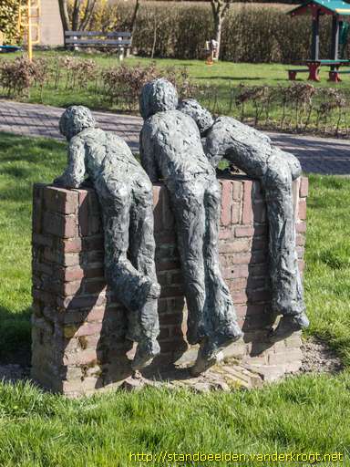 Almkerk -  Spelende kinderen