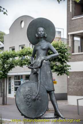 Zundert -  Het bloemencorsomeisje