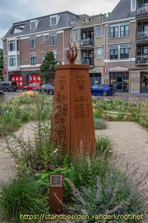 Zundert -  Monument 'Baken van Vrijheid'
