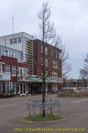 Kudelstaart -  Koninklijk sierhek om koningslinde