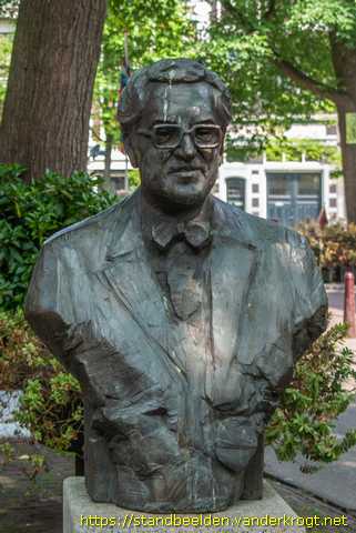 Amsterdam -  Johnny Jordaan (J.H. van Musscher)