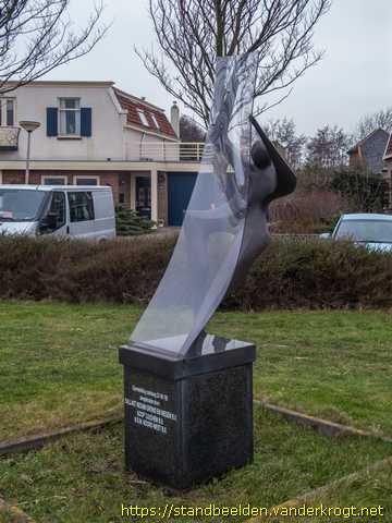 Egmond aan den Hoef -  De Surfer