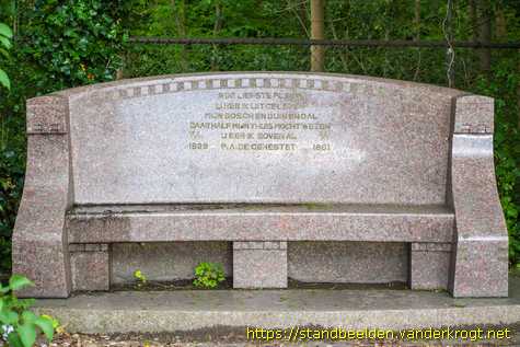 Bloemendaal -  De Genestetbank