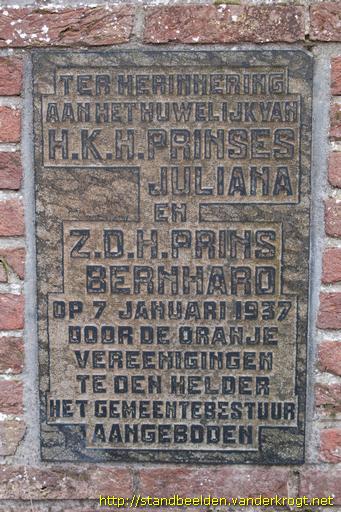 Den Helder -  Juliana & Bernhard zonnewijzer