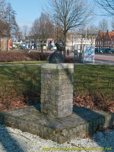 Volendam -  Borstbeeld Volendammer man