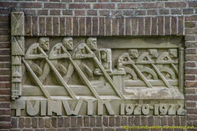 Haarlem -  Gevelsteen 'De Bomers'