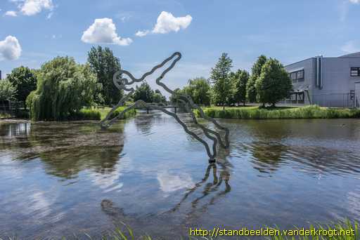 Hoofddorp -  De zwevende man