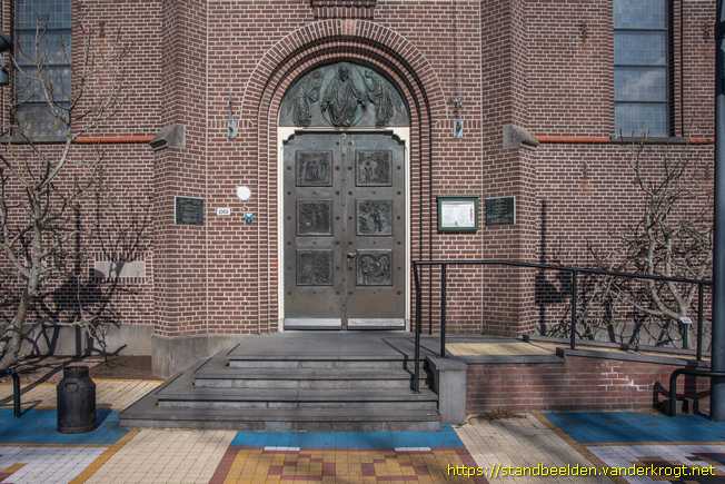 Hoofddorp -  Sint Johannes de Doper - Bronzen deur