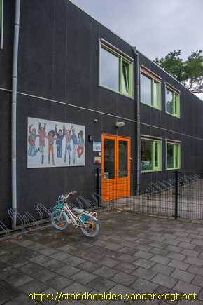 Nieuw-Vennep -  Springende kinderen