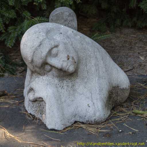 Heemstede -  Treurende vrouw