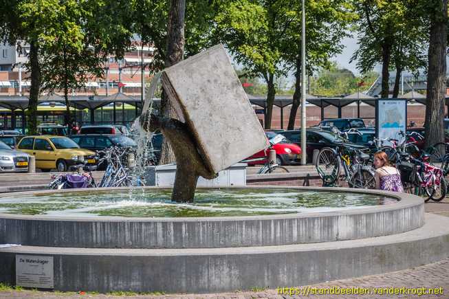 Hoorn -  De Waterdrager