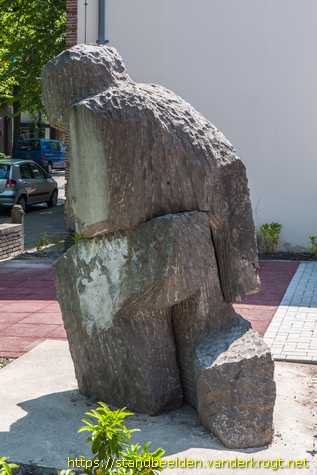 Hoorn -  Knielende figuur