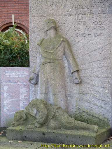 Huizen -  Herdenkingsmonument WO II