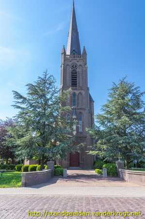 Nibbixwoud -  Heiligenbeelden Sint-Cunerakerk