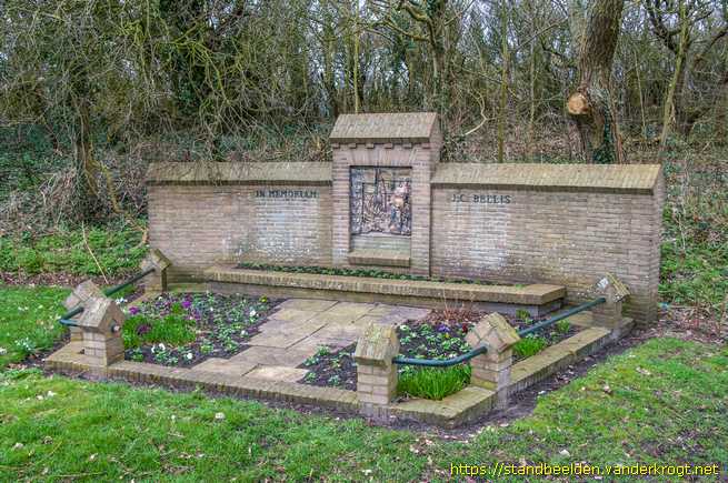 Petten -  Bellis Monument