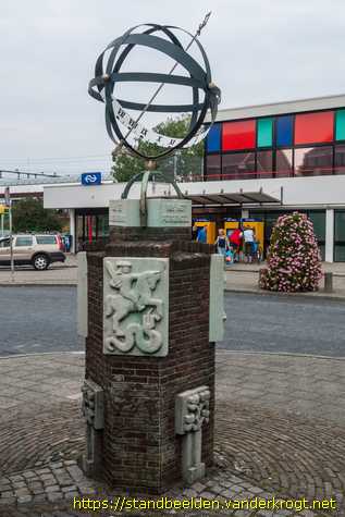 Weesp -  Van Houten Oorlogsmonument