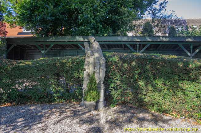 Kortenhoef -  St. Antonius van Padua (kerkplein)