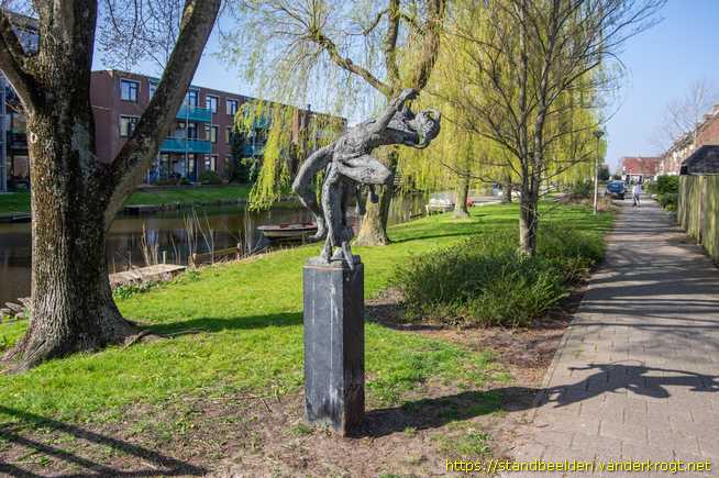 Wormer -  Zot op een bokkende ezel