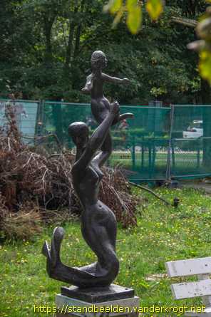 Zandvoort -  Zeemeermin met kind